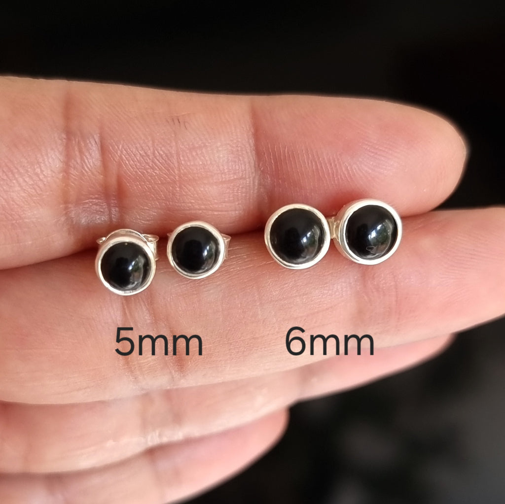 Unisex 5mm & 6mm Round Black Onyx 925 Silver Studs, S15O