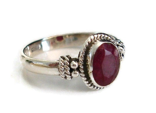 Dainty Boho Oval Ruby Ring, 925 Sterling Silver Ring, July Birthstone, 40th Anniversary, Red Gemstone, Engagement Ring, Mistry Gems, R5R