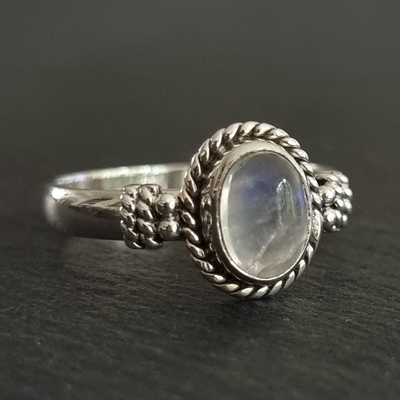 Small Oval Boho Rainbow Moonstone Ring, 925 Sterling Silver, June Birthstone, Stacking Ring, Blue Gemstone Solitaire Ring, Mistry Gems, R5M