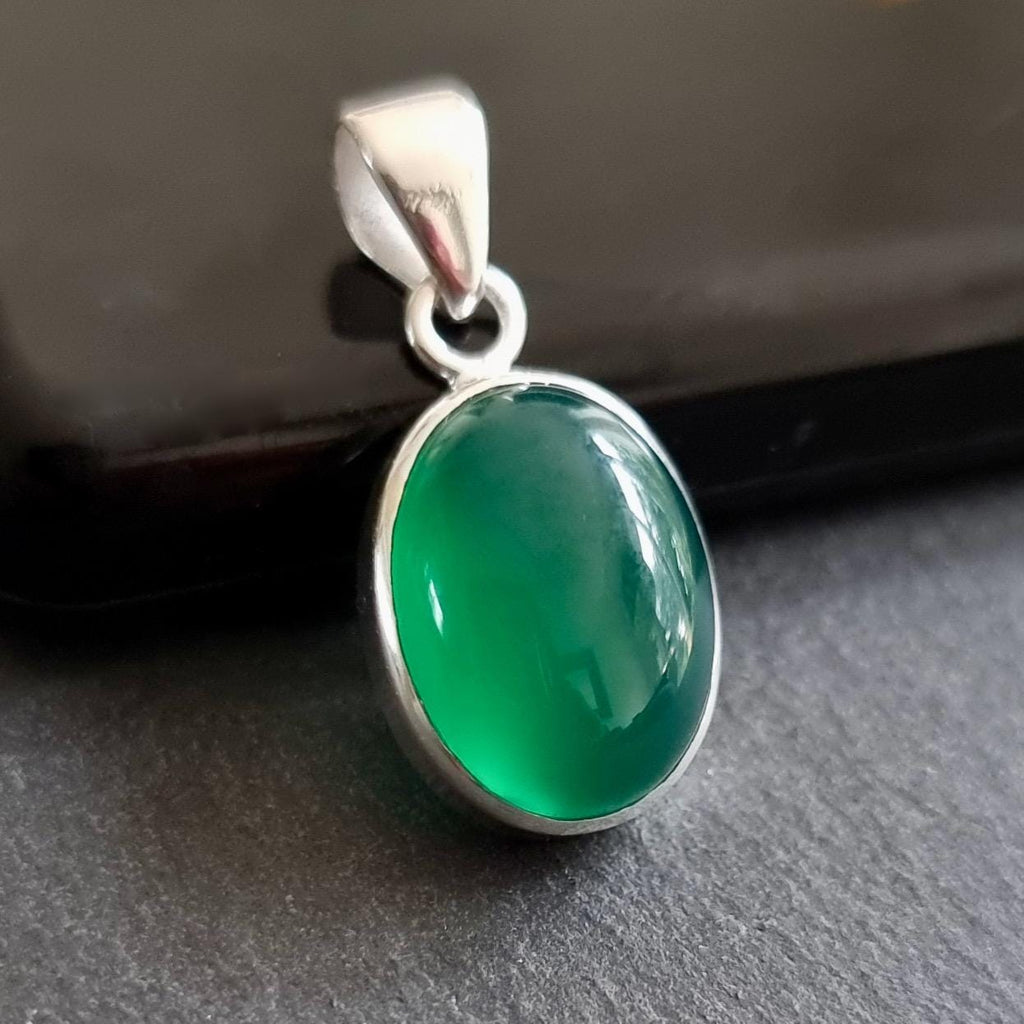 Unisex Small Oval Green Onyx 925 Sterling Silver Pendant, Stone Size 15mm x 12mm, P10GO