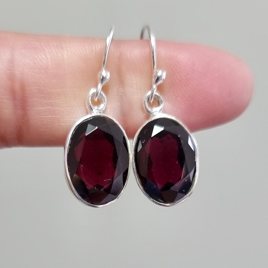 Large Oval Facetted Garnet Earrings, 925 Sterling Silver, Stone 14mm x 10mm, 2nd Anniversary, January Birthstone, Mistry Gems, E2GF