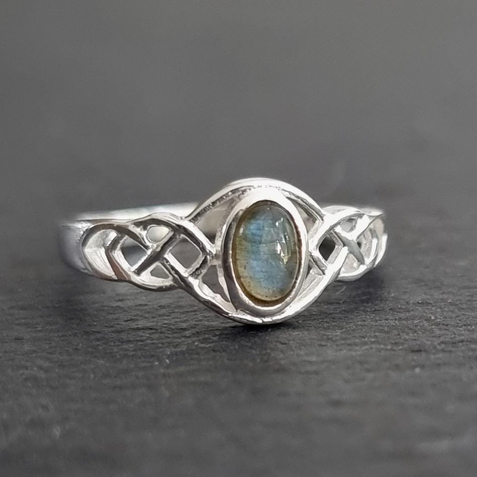 Silver Celtic Labradorite Ring, 925 Sterling Silver Celtic Ring, Celtic Weave Ring, Pagan Wiccan Ring, Engagement Ring, Mistry Gems, R33LAB