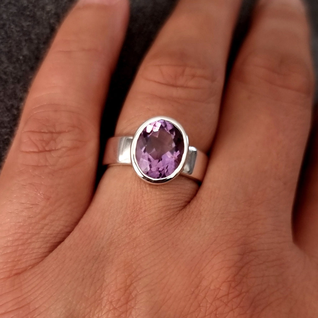 Amethyst Facetted Oval 925 Sterling Silver Ring, R112A – Mistry Gems