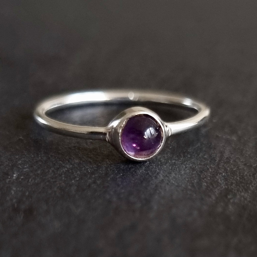 Amethyst Ring, 5mm Round 925 Stacking Ring, Solitaire Ring, Engagement Ring, February Birthstone, Purple Gemstone, Mistry Gems, R10A