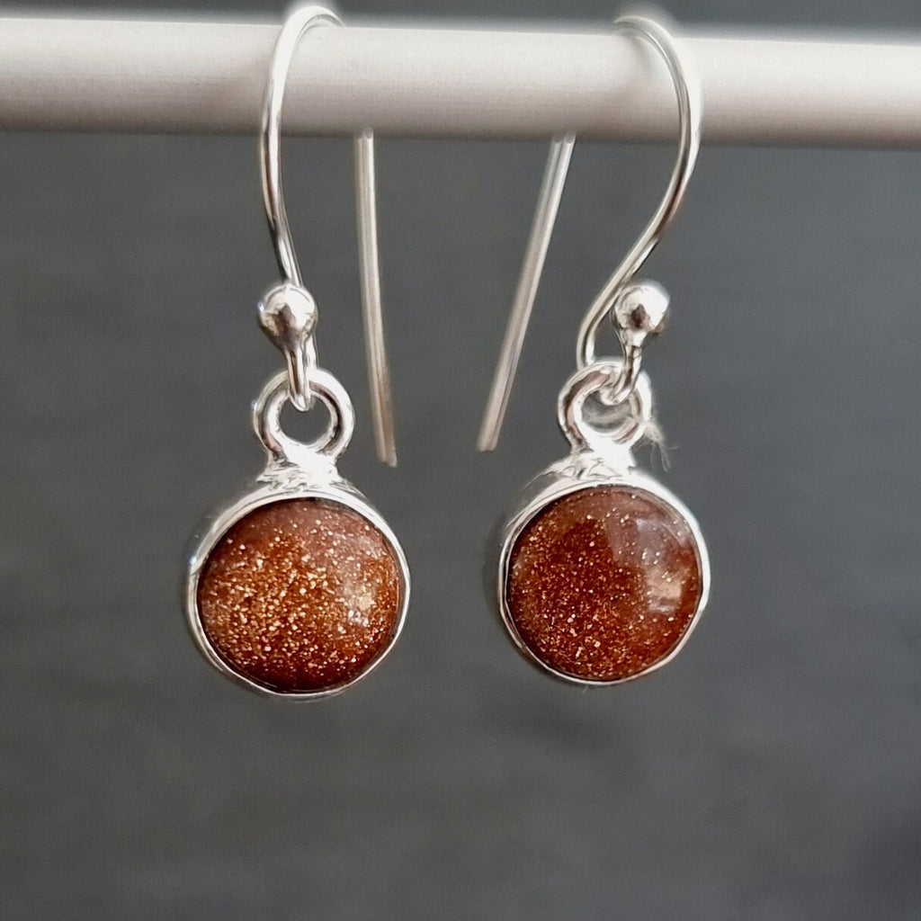 Round 8mm Goldstone 925 Silver Earrings, E13GS