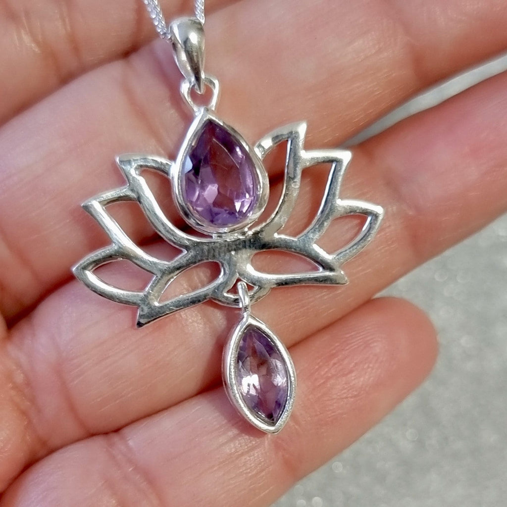 8mm Amethyst with Sterling Silver Lotus Charm fashion